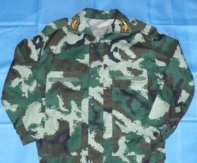【大量軍訓(xùn)用迷彩服裝,工作服,酒店賓館服,等勞保用品】價(jià)格_廠家_圖片 -