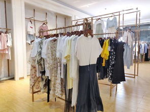 女裝開(kāi)店全攻略 從批發(fā)市場(chǎng)拿貨到成功運(yùn)營(yíng)的實(shí)用技巧
